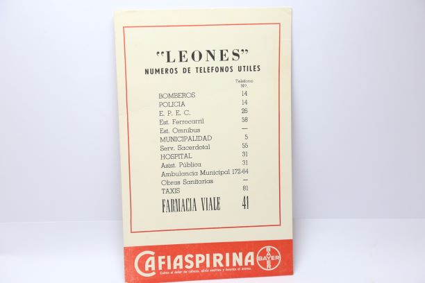 Guía con los primeros números telefónicos de Leones. Colección MuHLI.